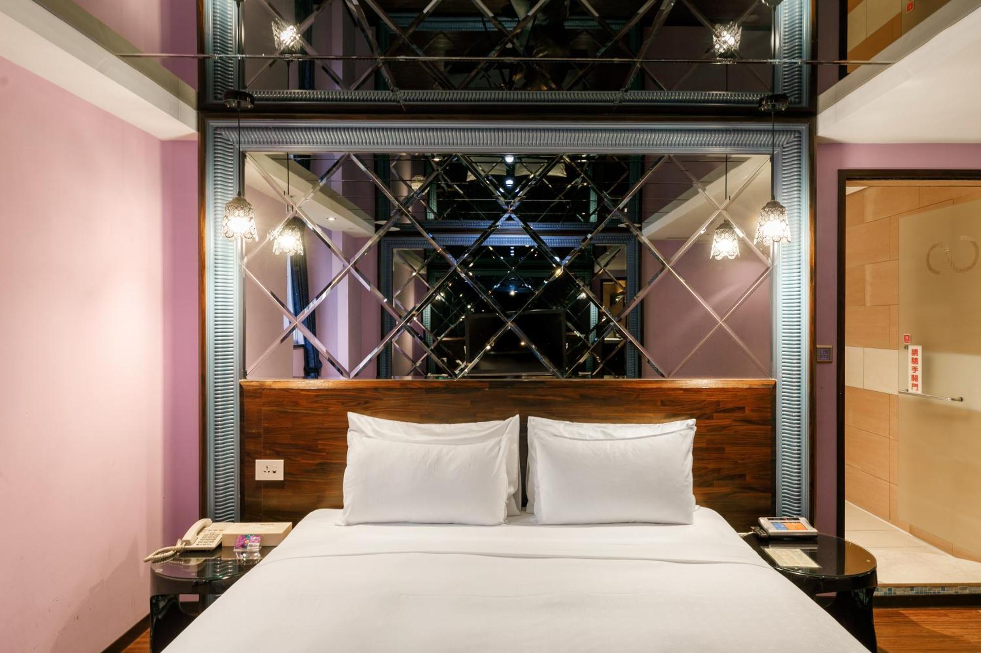 Surreal Motel Xinzhuang Bagian luar foto