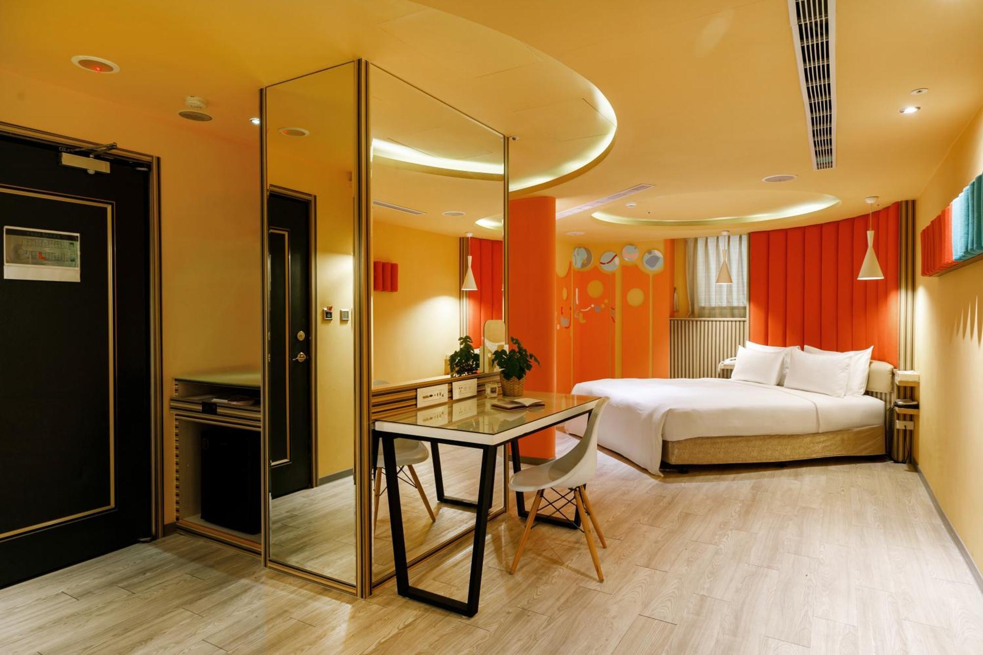 Surreal Motel Xinzhuang Bagian luar foto