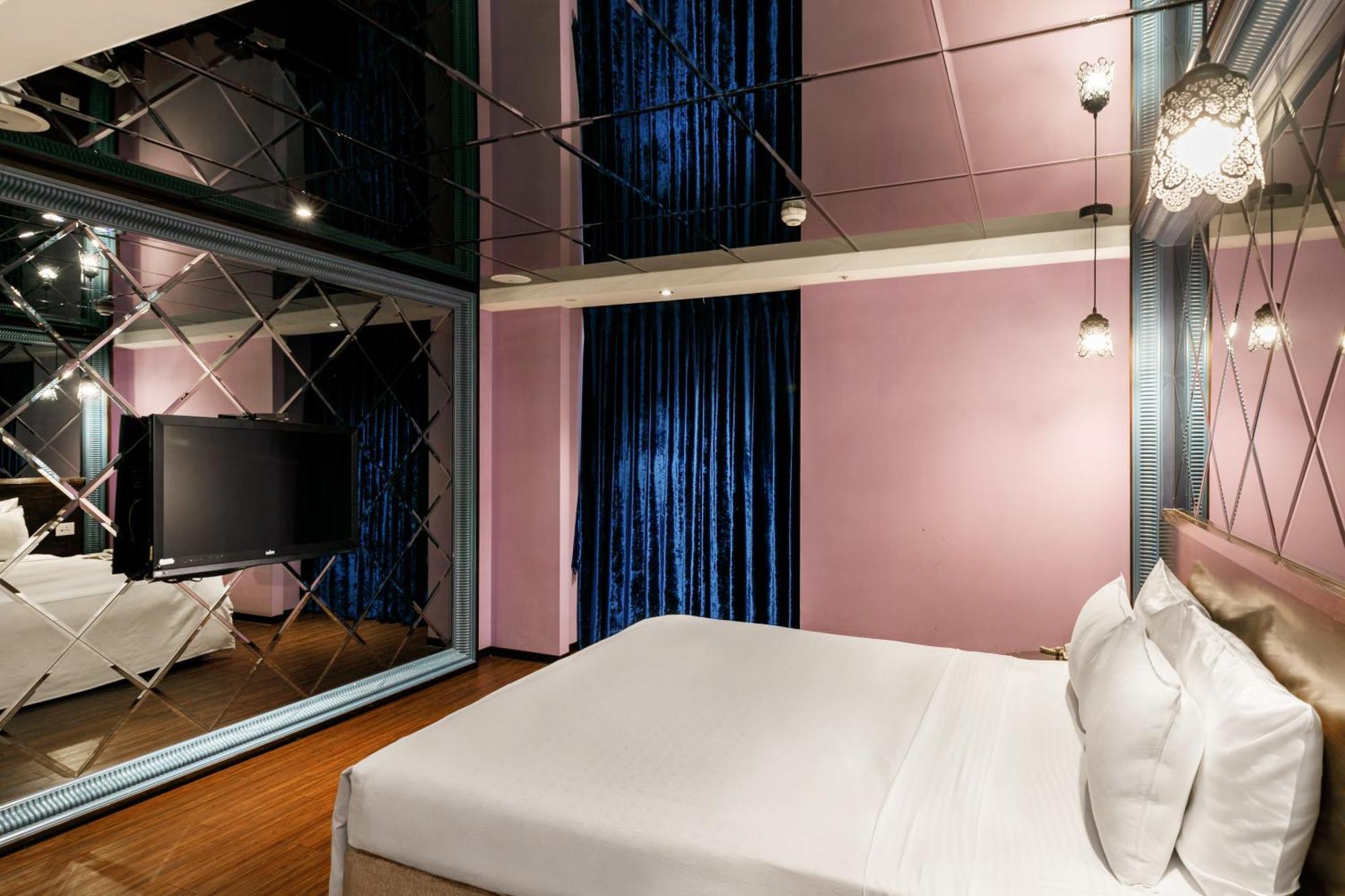 Surreal Motel Xinzhuang Bagian luar foto
