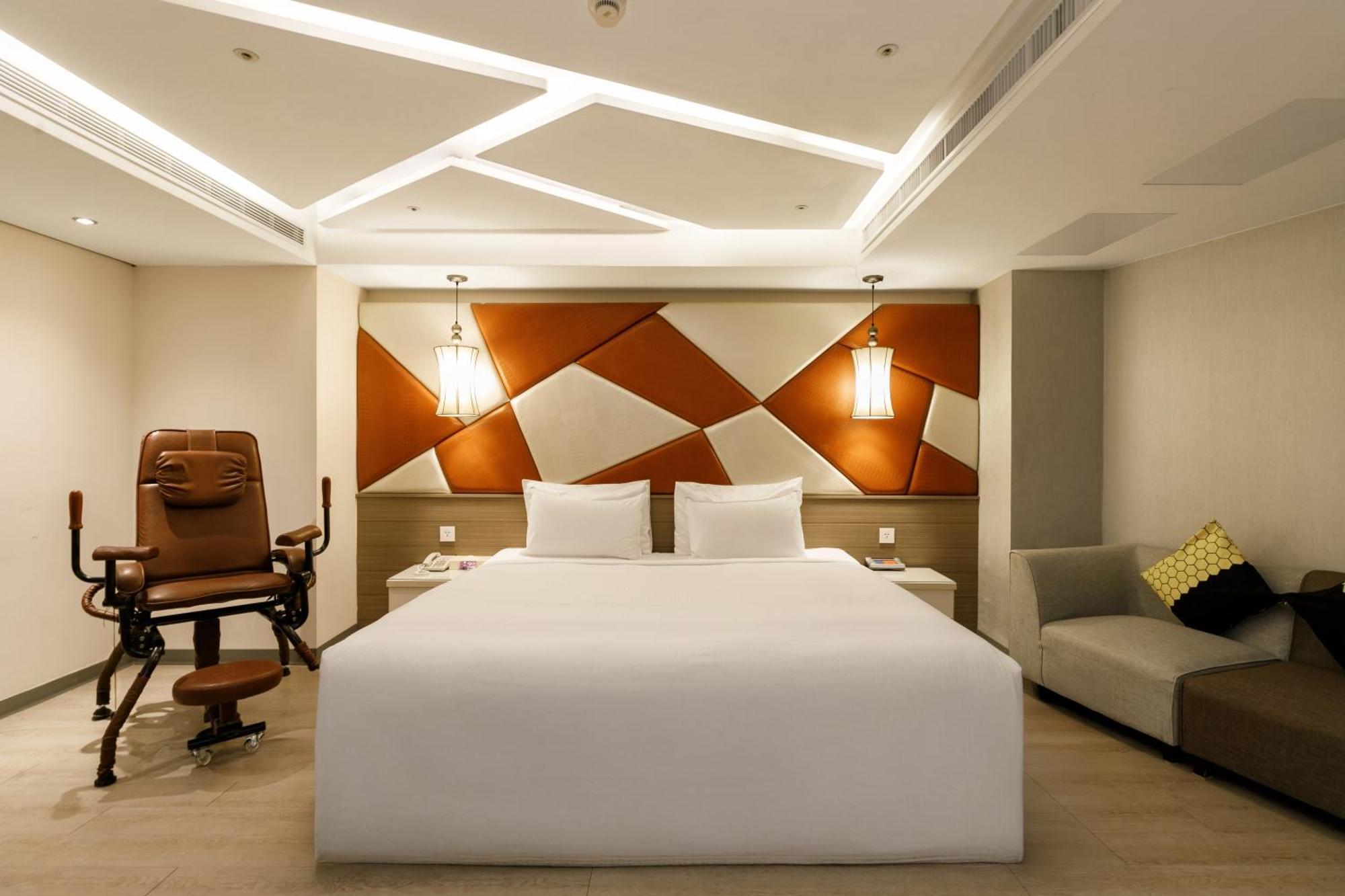 Surreal Motel Xinzhuang Bagian luar foto