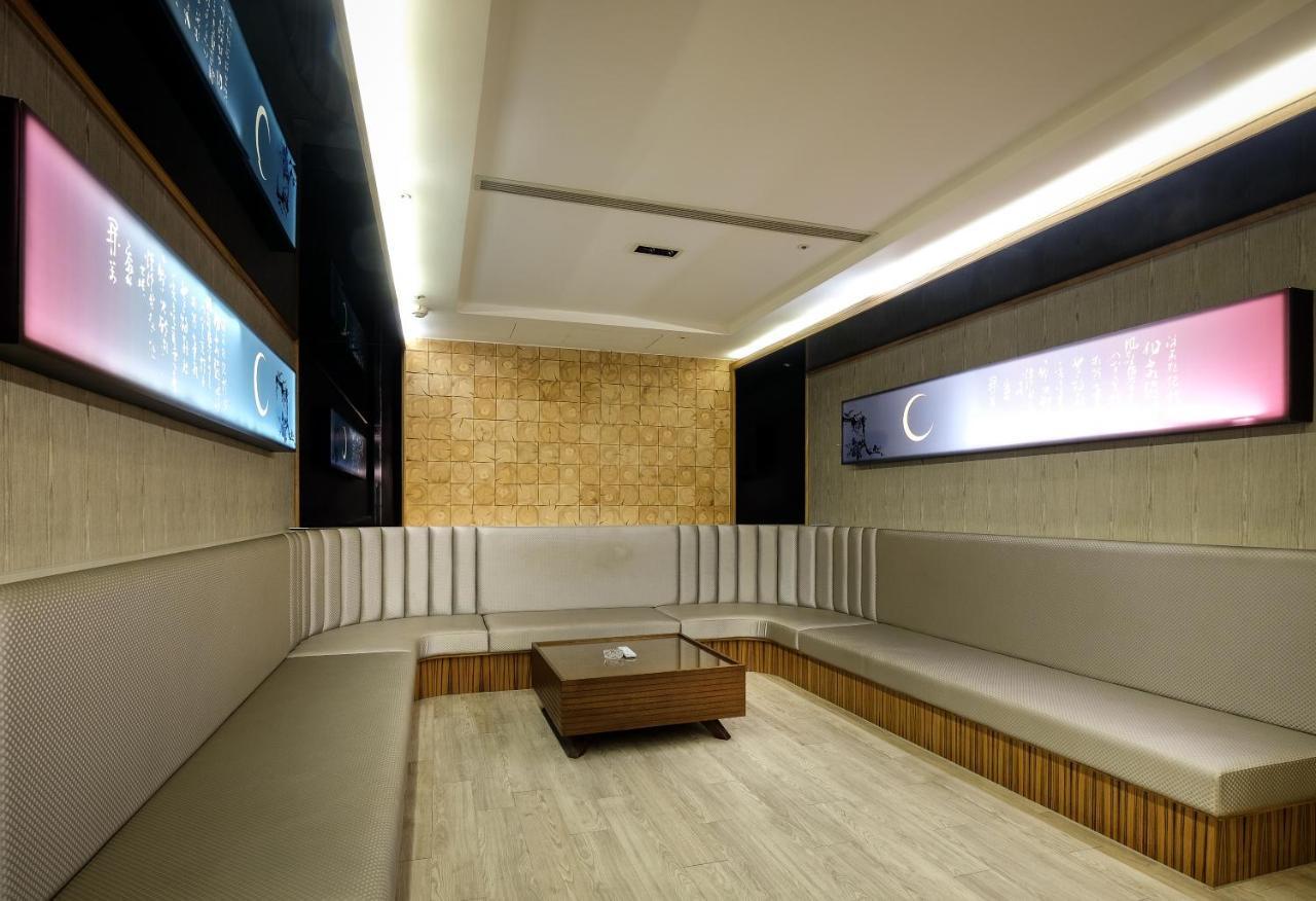 Surreal Motel Xinzhuang Bagian luar foto
