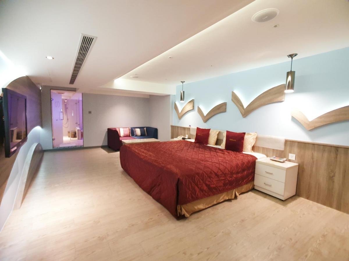 Surreal Motel Xinzhuang Bagian luar foto
