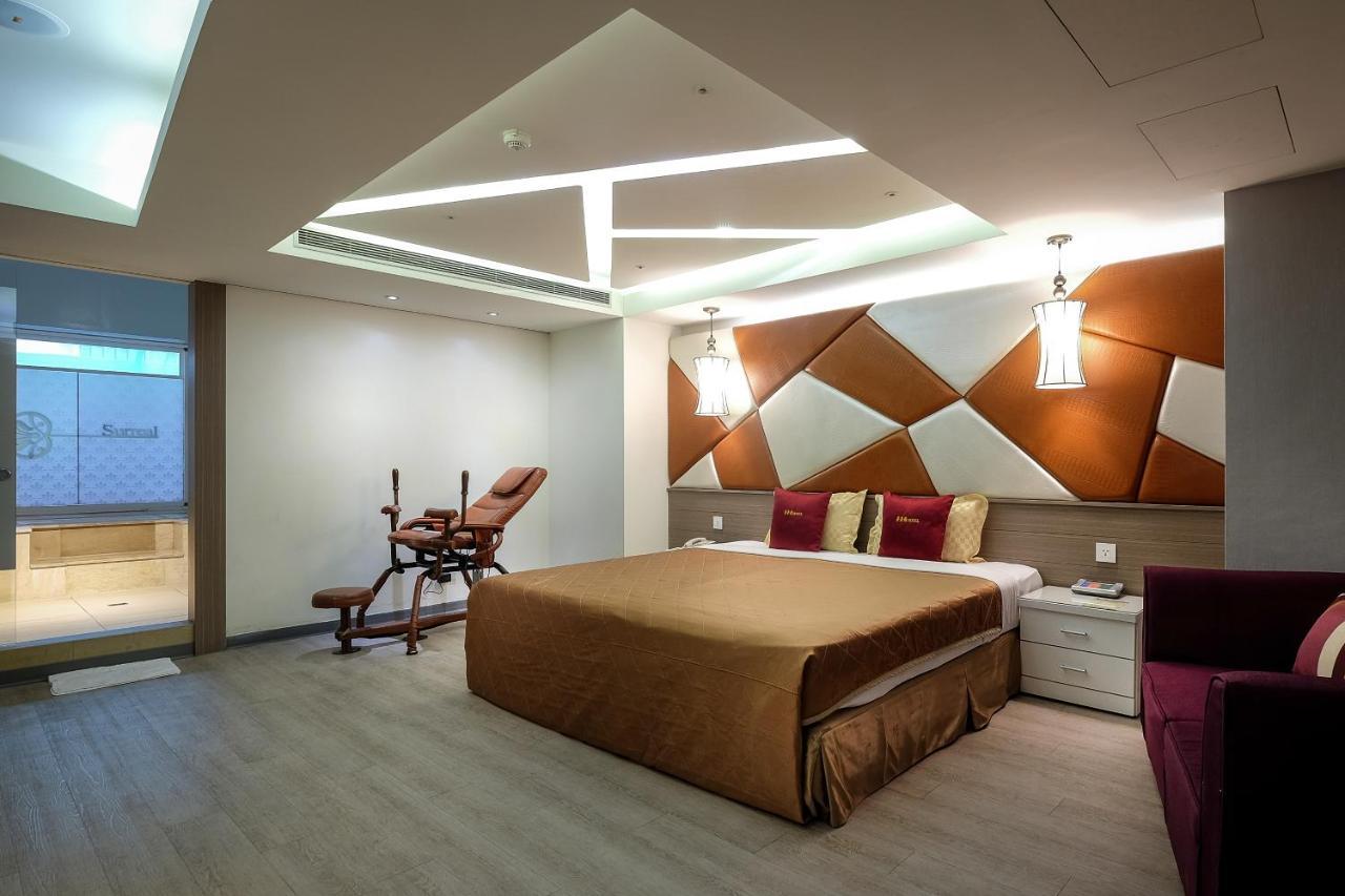 Surreal Motel Xinzhuang Bagian luar foto